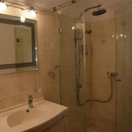 Villa Apartment Chauzon - 6 Pers, 150 M2, 4/3